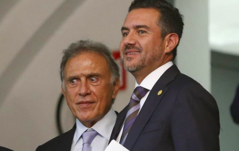 Yunes le avisa a «Esteban» ¿Moctezuma?, que ya les quitaron sus visas