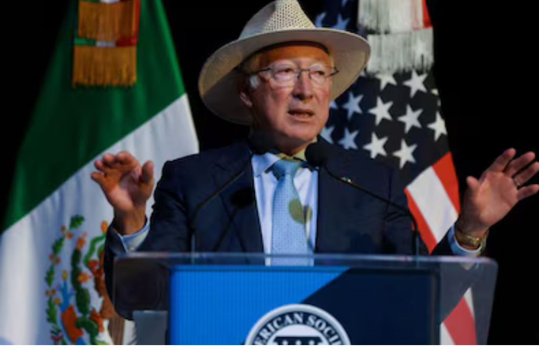 Ken Salazar le responde a Gertz Manero sobre el Mayo: «No era nuestro avión ni nuestro piloto»