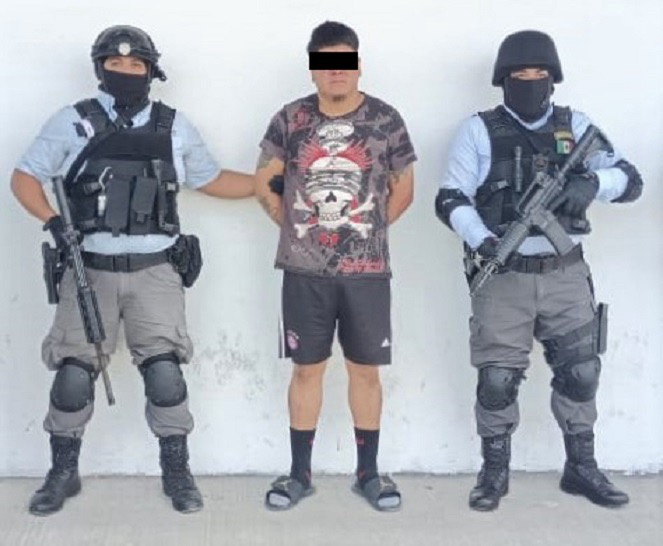 Traía orden de cabrito y los policías de Monterrey se la hicieron buena