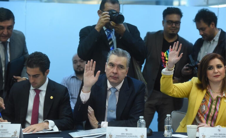 Integran a Waldo a la Comisión Permanente del Senado