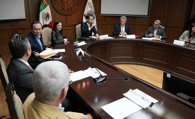 Firman carta compromiso Monterrey, WRI y SUMe para la descarbonización de edificios en la ciudad