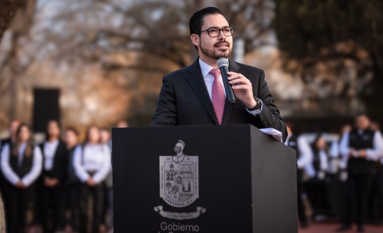 Celebra Santiago el 108 aniversario de la promulgación de la Constitución mexicana