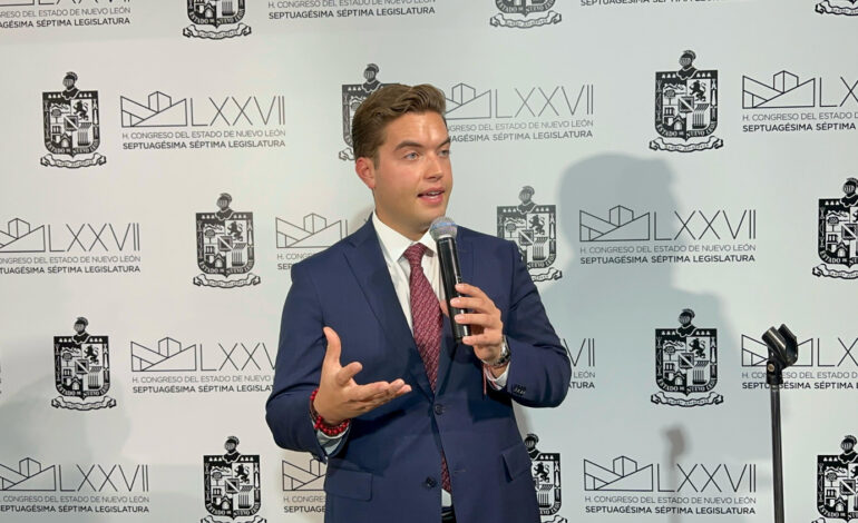 Jesús Elizondo promueve Ley para castigar la extorsión tipo «Grooming»
