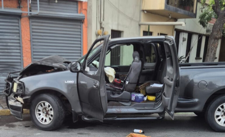 Enloquecido por la droga, dispara y mata a 3 inocentes; policía de Monterrey lo captura
