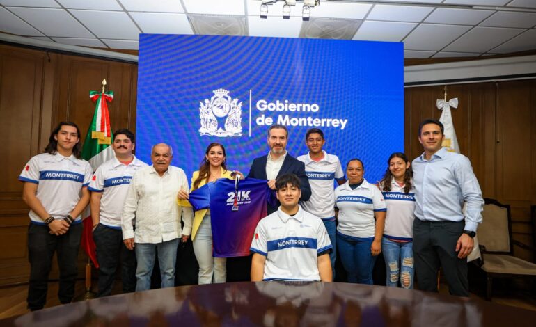 Presenta Adrián de la Garza la carrera con causa del 21K Monterrey