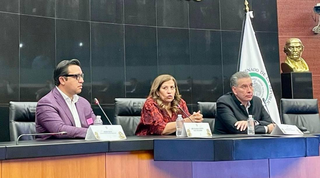 Hace sinergia Nava con senadores en busca de recursos para Santa Catarina