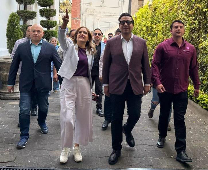 Impulsa Nava con Clara Luz, programas de Bienestar para Santa Catarina
