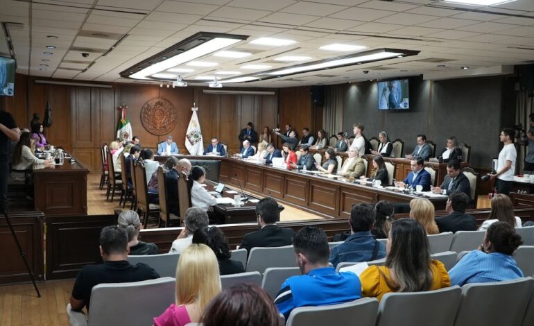 Aprueban cambios al Reglamento de Tránsito de Monterrey (choques leves)