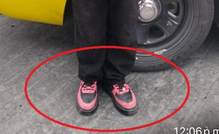 El plan era perfecto, pero olvidó quitarse los tenis después de robar