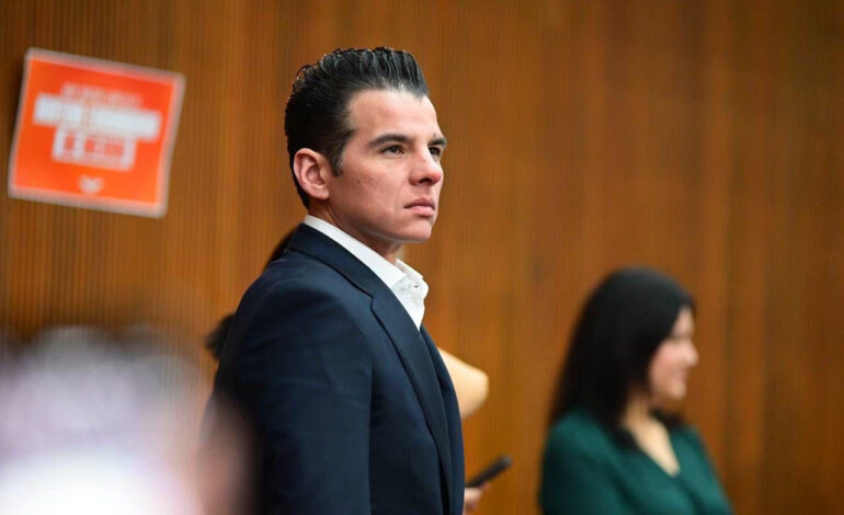 Flores Serna llama a aprobar iniciativas clave sobre incendios y halconeo