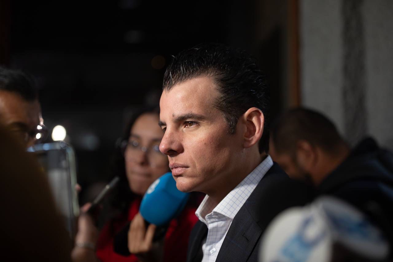 Flores Serna busca castigar fuertemente la explotación financiera de adultos mayores en NL