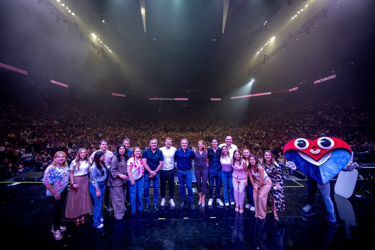 Celebra Monterrey a mamás con un magno evento en la Arena 