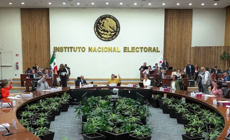 Morena ha intentado meter 20 mil cachirules a la elección judicial como observadores: INE