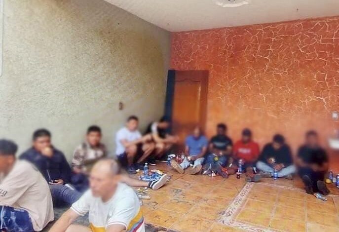 Atrapa Defensa a 17 malandros responsables de la narcomina que mató a 8 oficiales en Michoacán