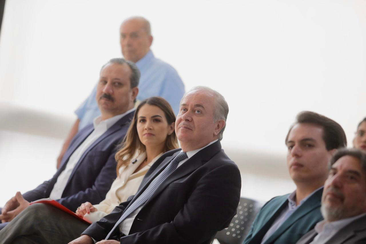 Conmemora Congreso 40 aniversario de edificio sede del Poder Legislativo