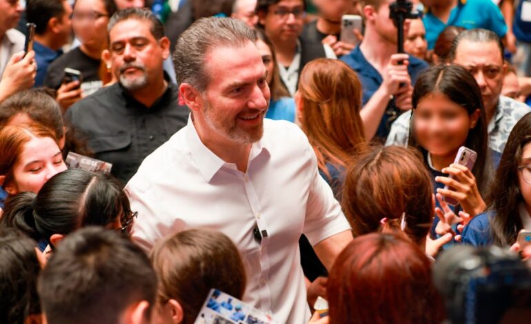 Retoma Monterrey Ferias de becas y oportunidades educativas