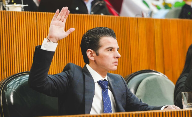 Reconoce Flores Serna liderazgo de NL en infraestructura carretera para detonar crecimiento económico