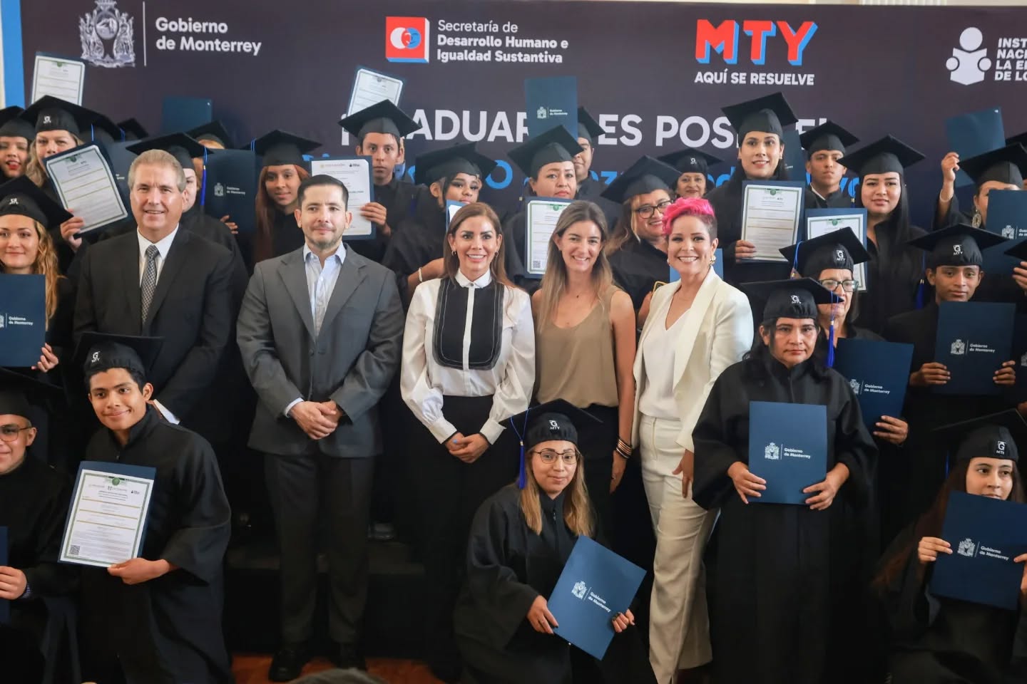 Es Monterrey primer municipio a nivel nacional en trabajar contra el rezago educativo