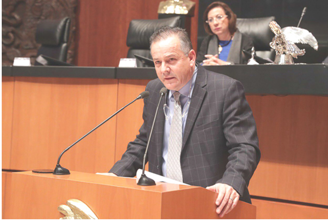 Ex senador de MORENA busca Amparo para no ser detenido por relaciones con huachicol