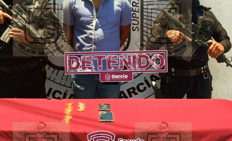 Atoran a «El Moreno» narquillo de García; presume armas en video
