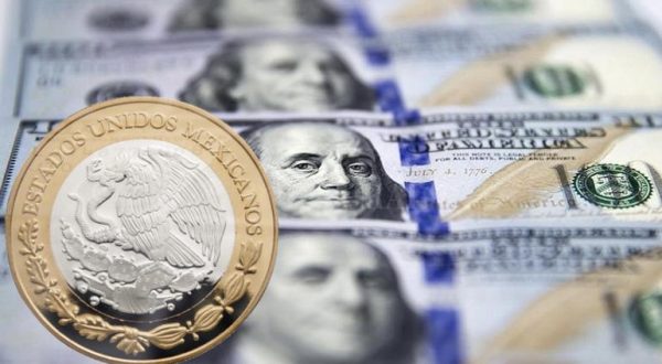 Peso mexicano se fortalece pese a amenaza de aranceles de Trump