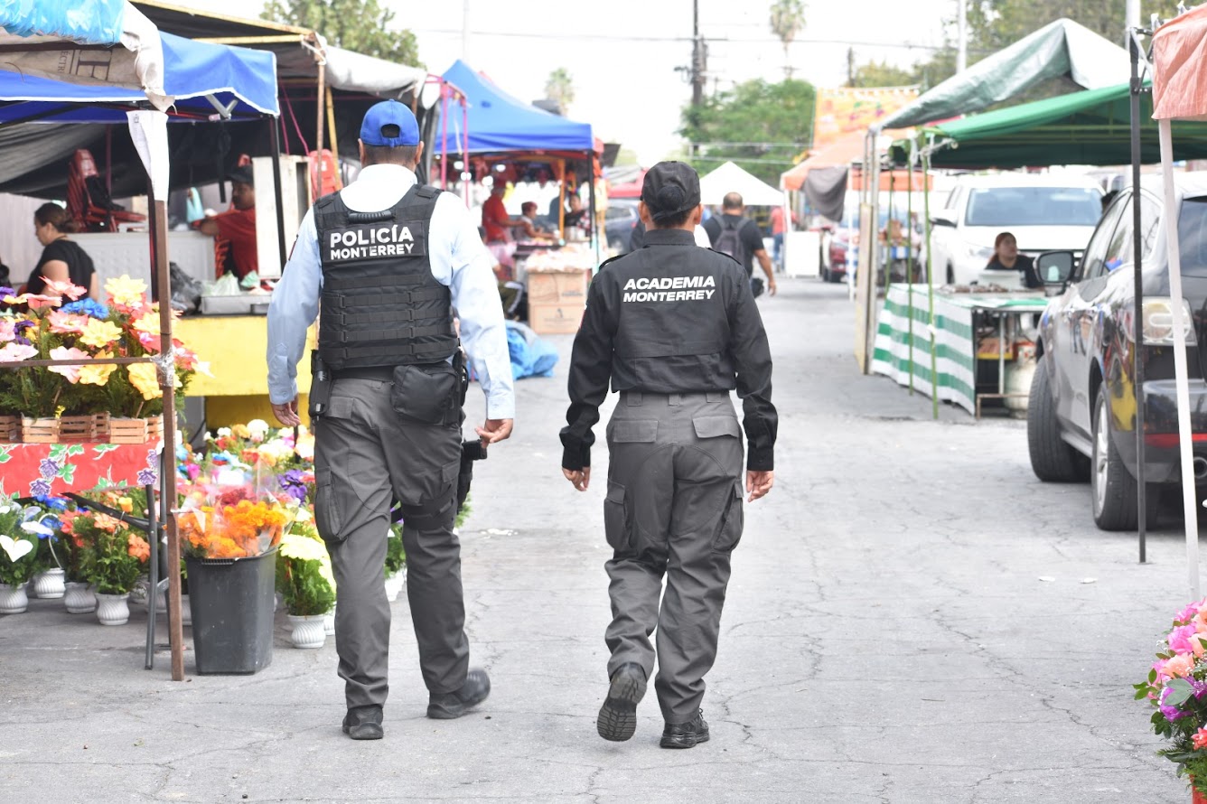 Acciona Monterrey operativo de seguridad y vial en panteones por el 10 de mayo