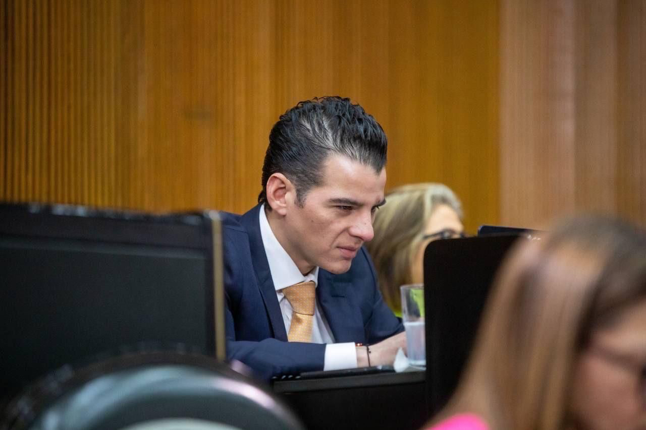 Llama Flores Serna a aprobar iniciativas clave en materia de seguridad