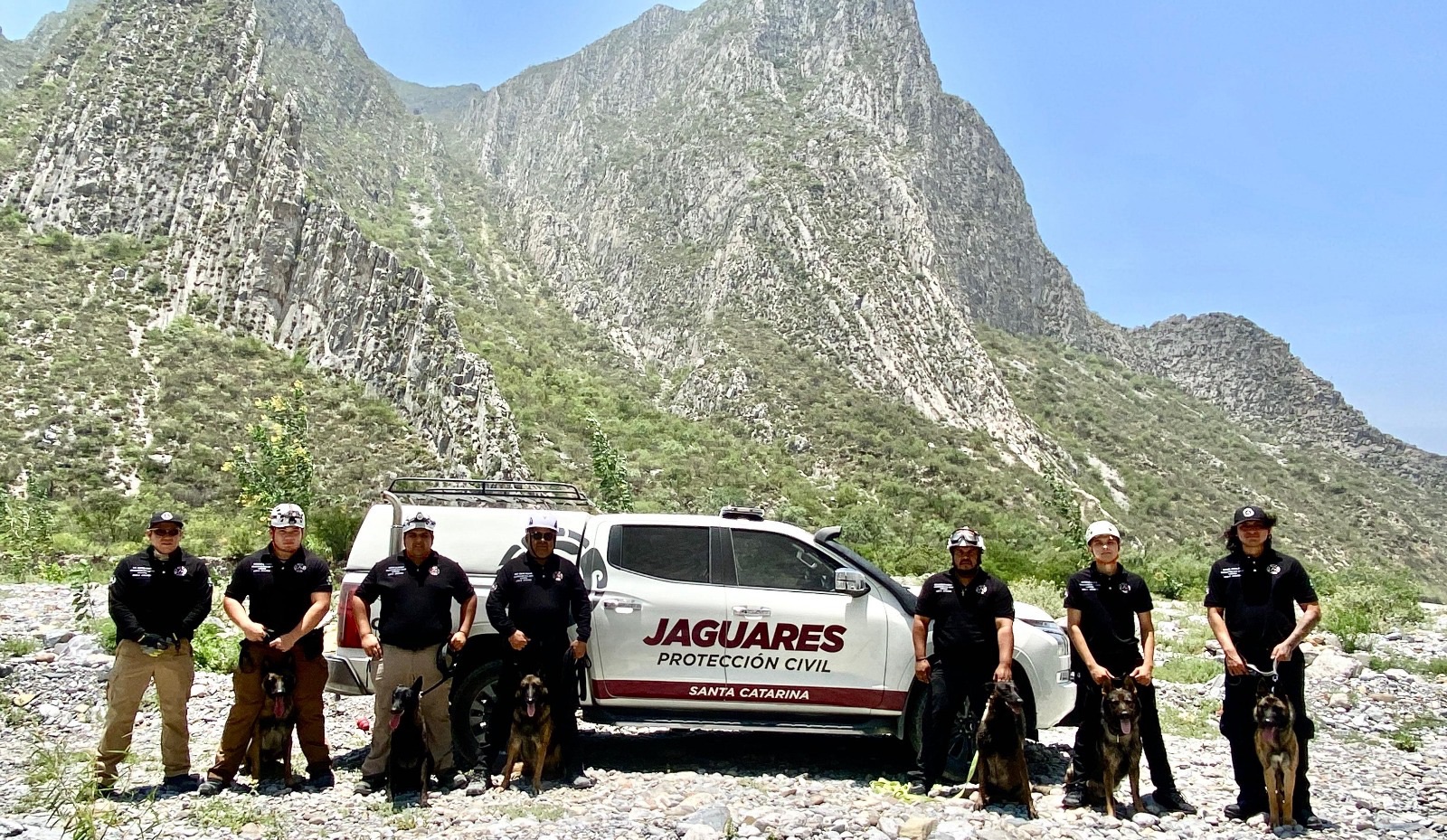 Capacitan a Grupo de Rescate K9 Jaguares de Santa Catarina