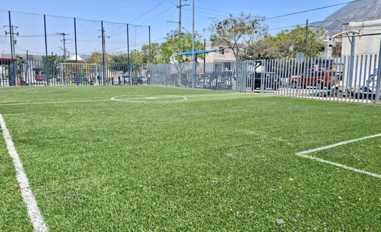 Rehabilita Santa Catarina espacios deportivos