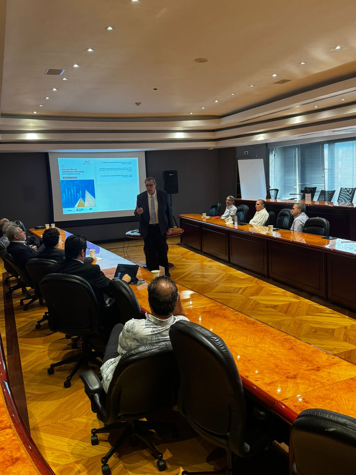 Explican fundamentos de la Valuación en Marcha a ejecutivos y directivos del sector privado
