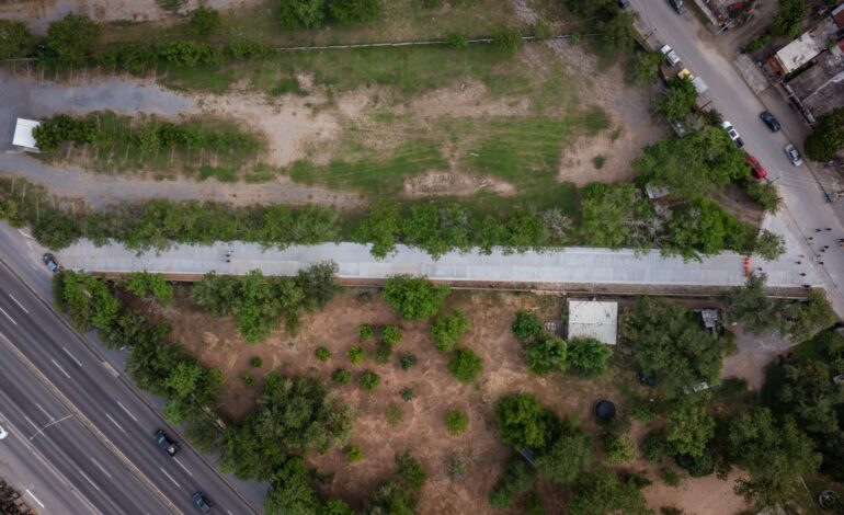 Con entrega de obras, David de la Peña va mejorando las vialidades de Santiago