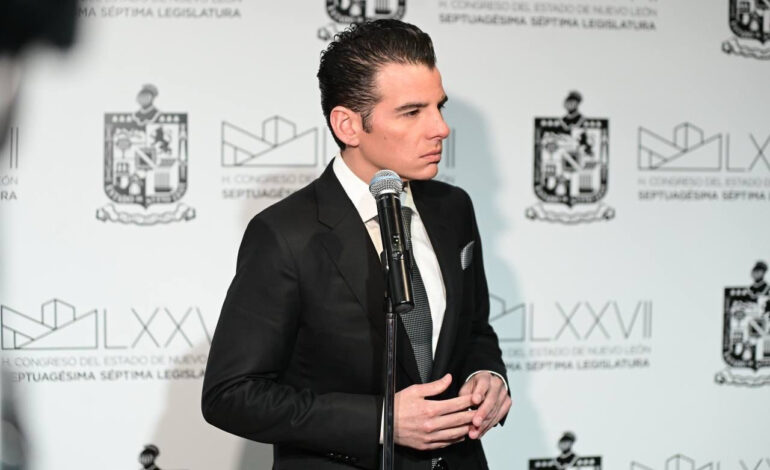 Mike Flores destaca las buenas finanzas de Nuevo León