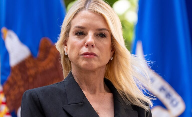 Incluye EU a México en lista de «países adversarios»