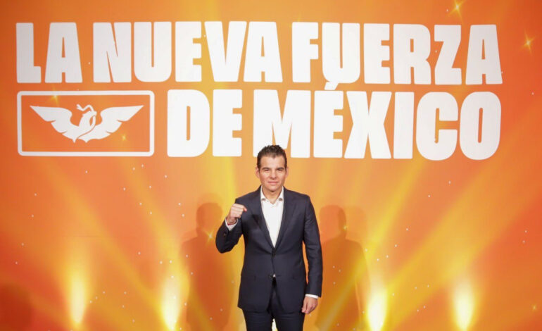 Mike Flores respalda a Martha Herrera como nueva líder de MC en Monterrey