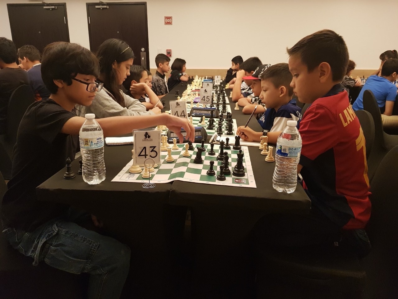 Nuevas promesas y viejas caras en el Estatal de Ajedrez NL 2025