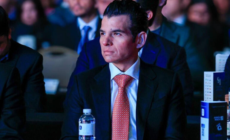 Mike Flores celebra nueva ruta de transporte en Juárez: “El presupuesto ya se ve en las calles”