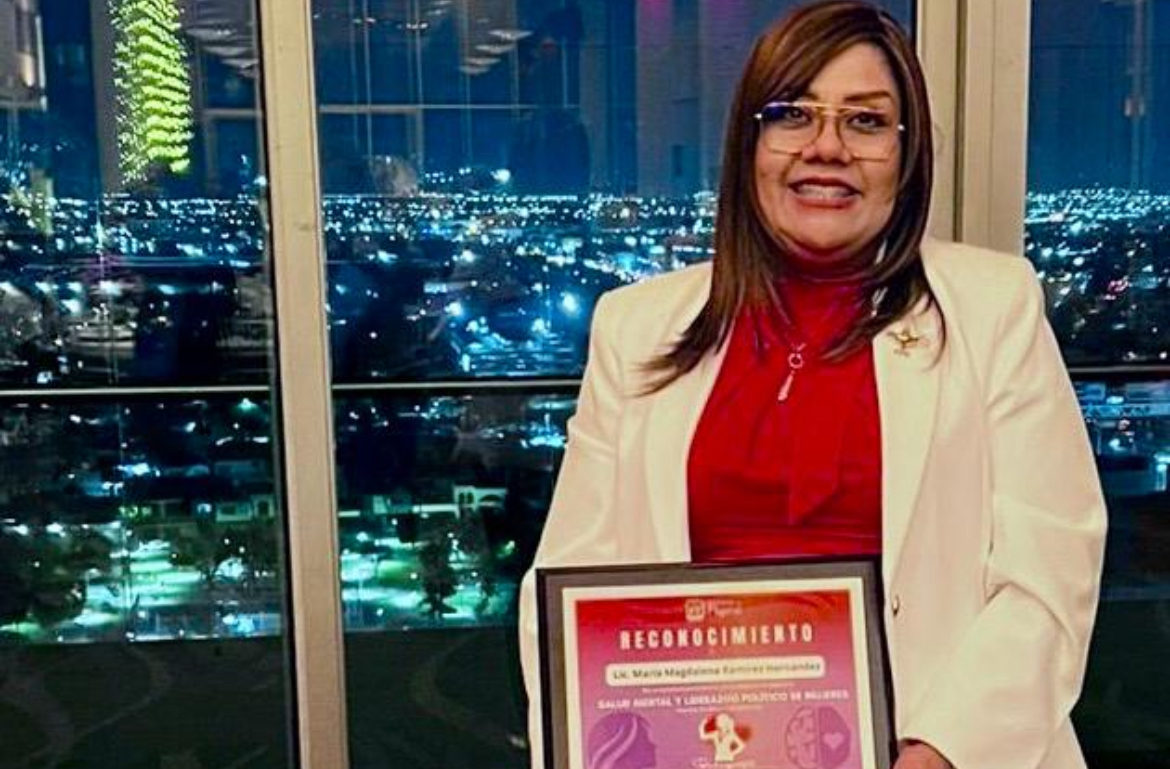 Propone doce pasos para un liderazgo femenino positivo