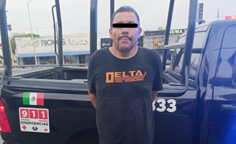 Mientras esperaba el camión, se dio tiempo de robar cableado