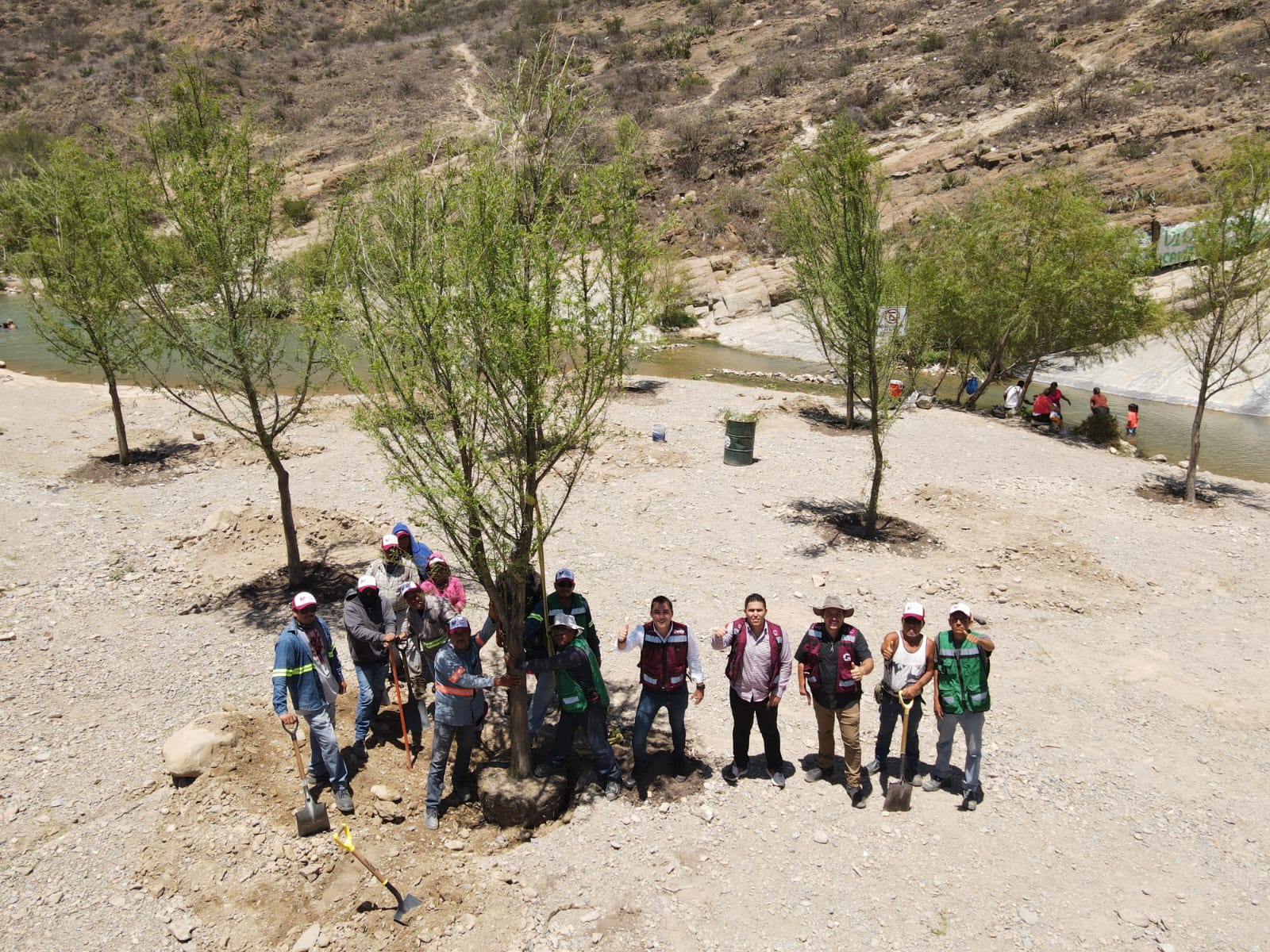 Manuel Guerra Cavazos impulsa reforestación en Nacataz