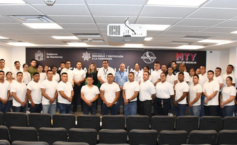 Suman 206 cadetes en Academia de Policía de Monterrey