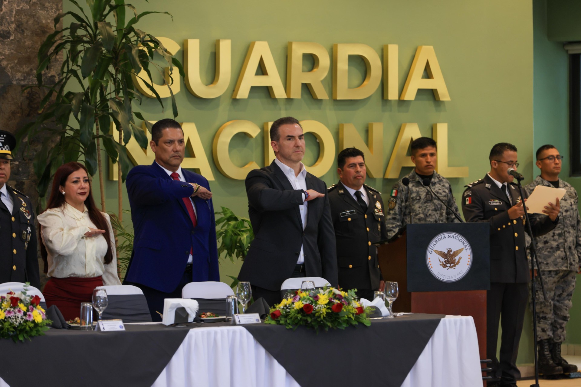 Acude Adrián de la Garza a celebración por el sexto aniversario de la Guardia Nacional