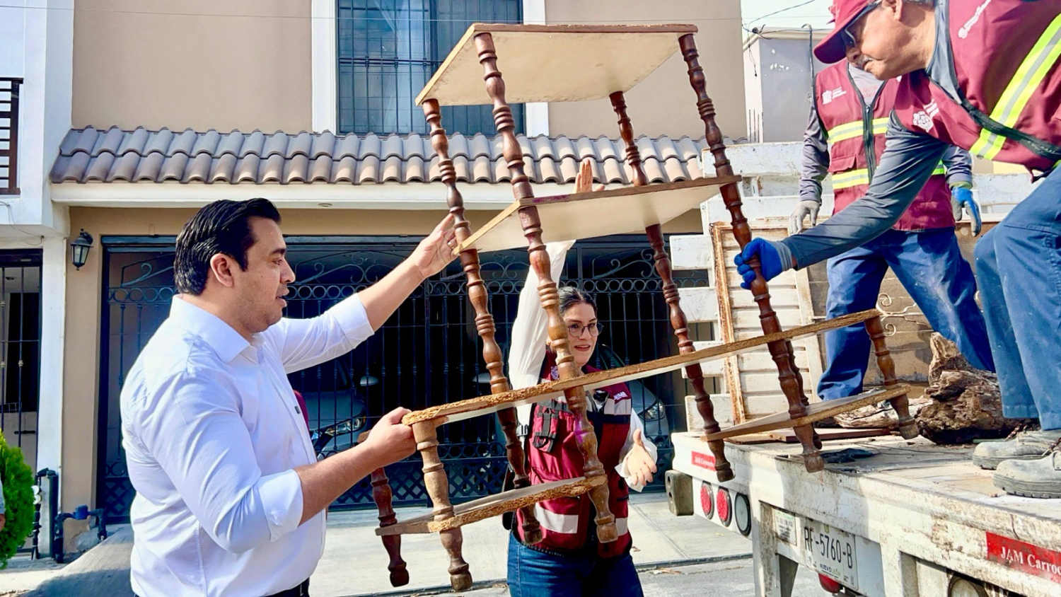 Activa Nava ruta Santa Catarina limpia en colonias