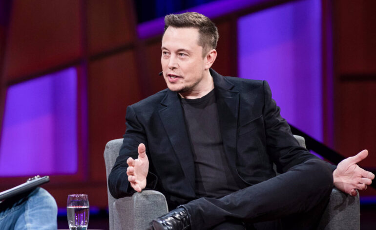 Lanza Elon Musk el Partido de América para devolver la libertad