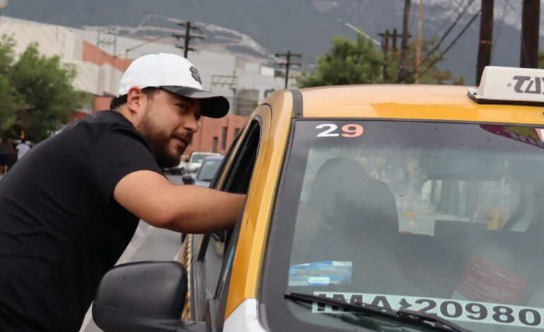Exigen regresarle a una avenida el nombre de Díaz Ordaz