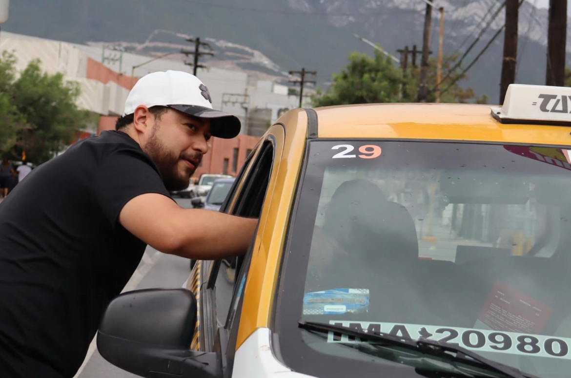 Exigen regresarle a una avenida el nombre de Díaz Ordaz