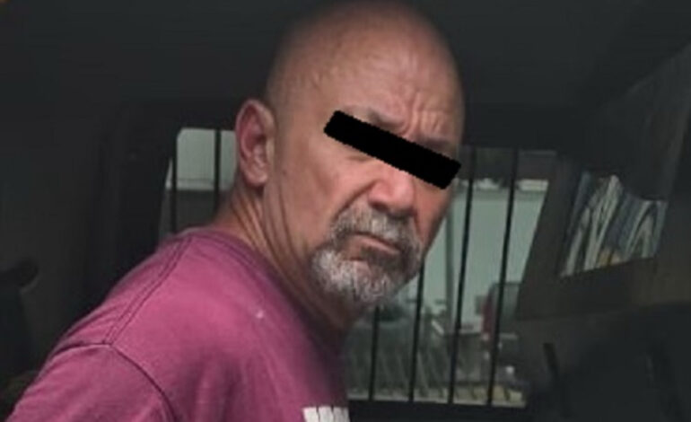 Andaban en una moto robada y cargaban bolsitas de droga