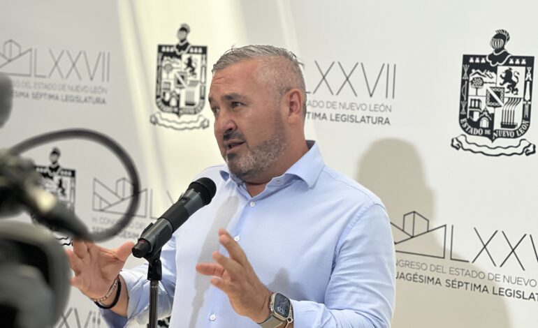 El diputado Javier Caballero pidió a la Fiscalía General del Estado a que se transparente la investigación sobre las cuentas de Samuel García