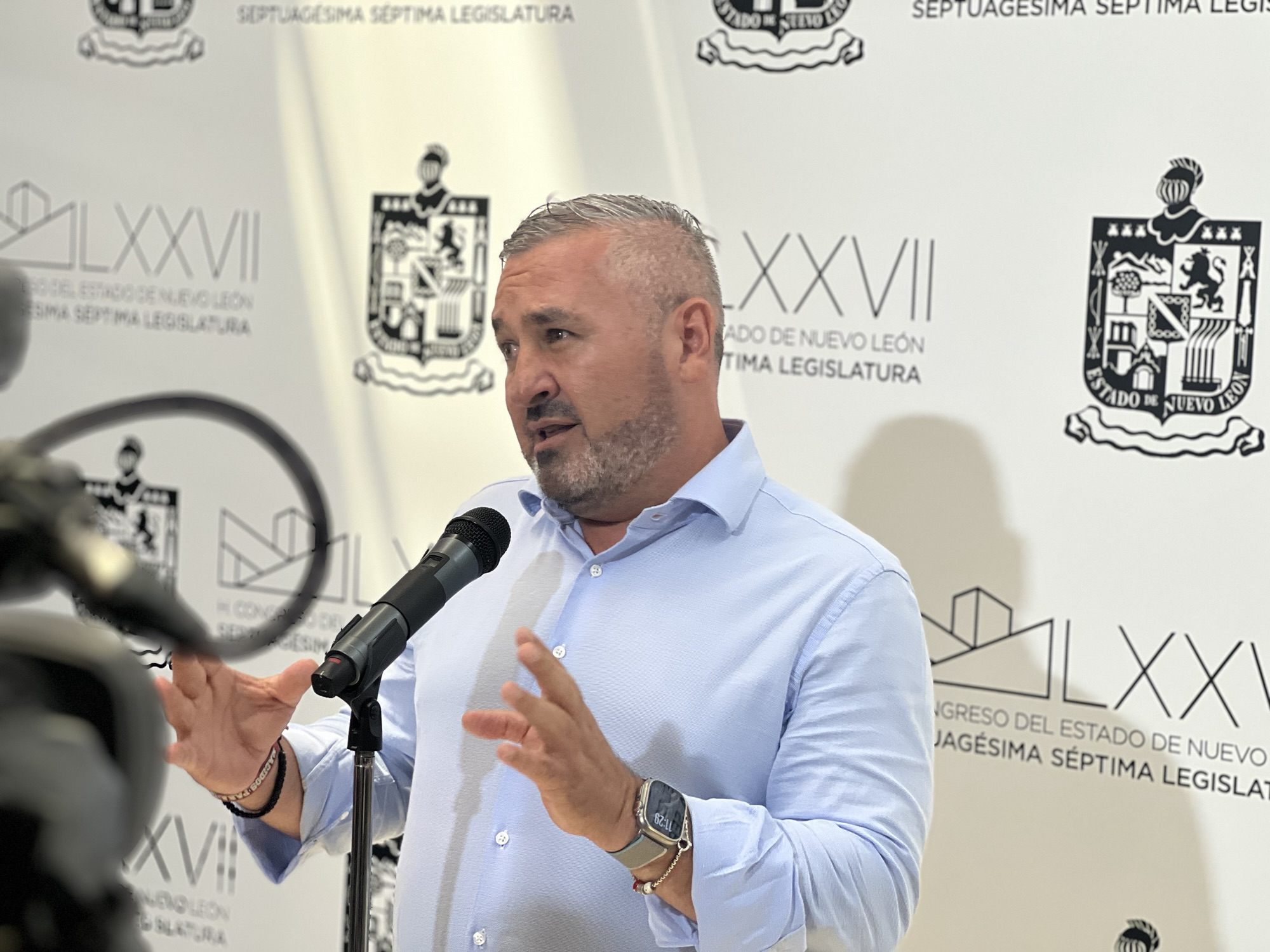 El diputado Javier Caballero pidió a la Fiscalía General del Estado a que se transparente la investigación sobre las cuentas de Samuel García