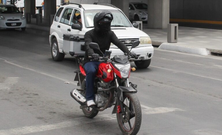 Ofrece Apodaca a motociclistas licencia a 1 peso en el programa «Motociclista Reposanble»