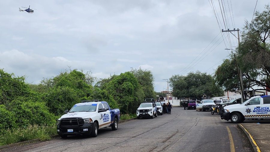 Malandros lanzan con dron un explosivo contra Policía de Uriangato, Michoacán